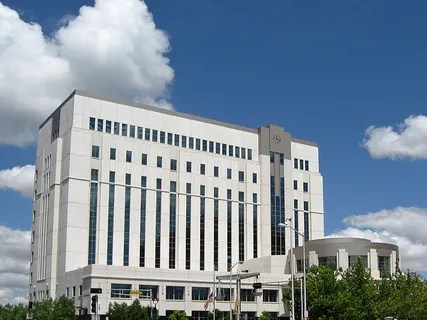 Metropolitan Courthouse Complex and City Government Annex