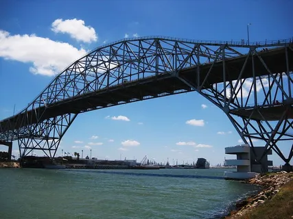 The Harbor Bridge crossing into Corpus Christi.