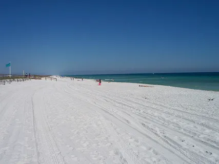 Navarre Beach, Locate south of Milton, FL