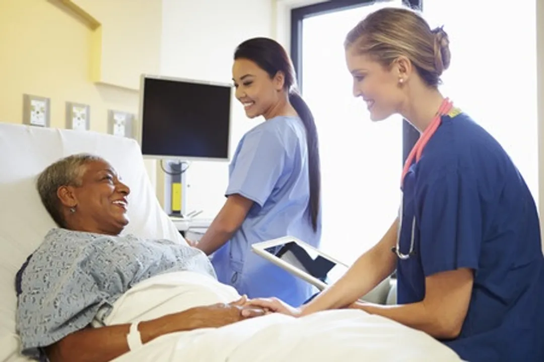 Nursing Shift Changes and Patient Handoffs