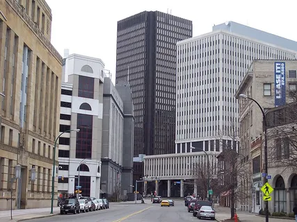 Downtown view from Niagara Square