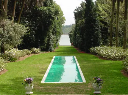 Reflection pool at Maclay Gardens